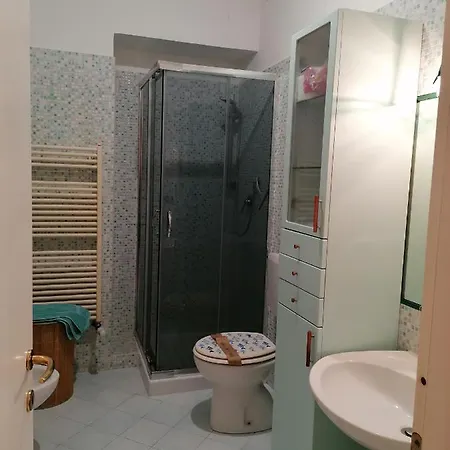 Nicoletta House Μονκαλιέρι